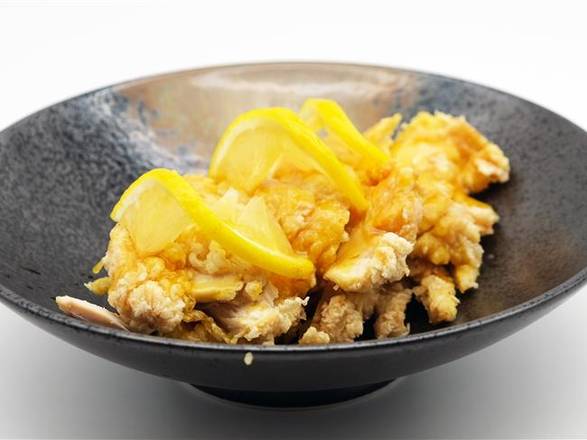 K26 Fried Boneless Chicken Lemon Sauce 西檸雞